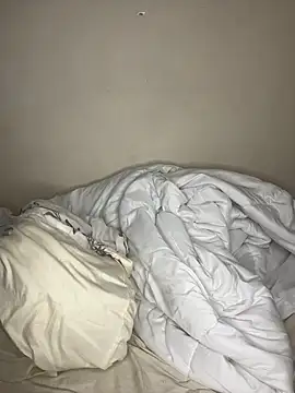 Isalove99 online show from 03-05-26, 04:25