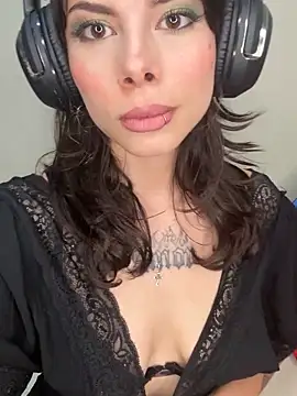 Isalove99 online show from 02-21-26, 12:23