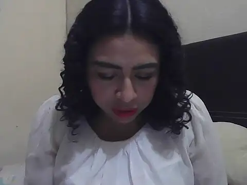 Snapshot of DalilahMx chatting on 03-04-26, 05:53 DalilahMx online show from 03-04-26, 05:53