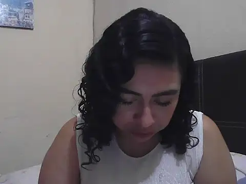 Snapshot of DalilahMx chatting on 03-11-26, 03:28 DalilahMx online show from 03-11-26, 03:28