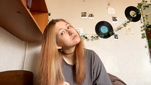 LaureenVielma online show from 03-20-26, 07:20