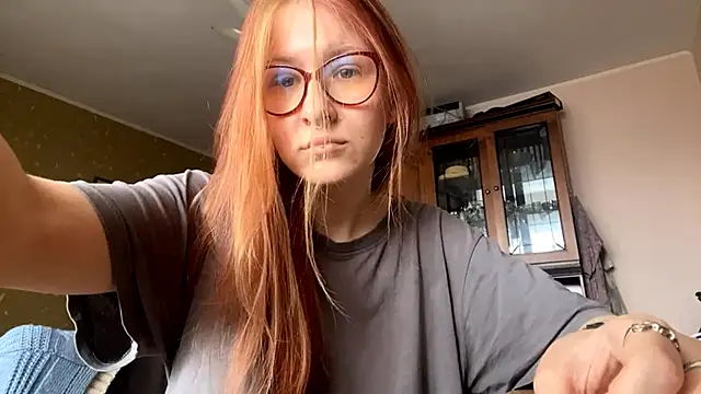 LaureenVielma online show from 02-10-26, 07:07