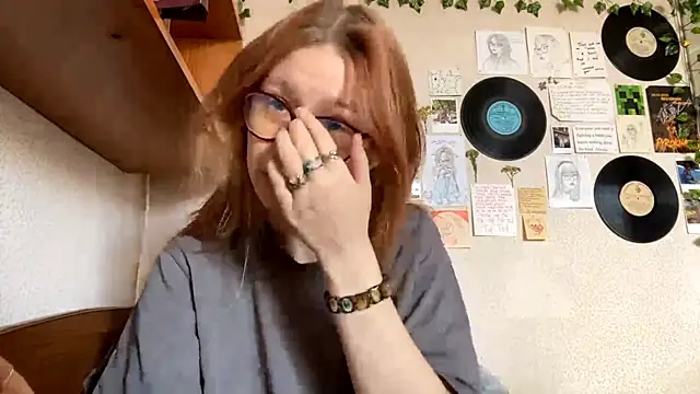 LaureenVielma online show from 04-05-26, 08:21