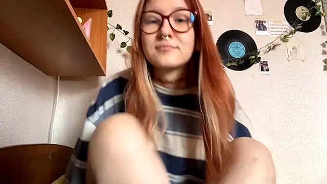 LaureenVielma online show from 02-16-26, 07:40