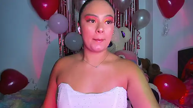 Kylievoos online show from 02-12-26, 11:26