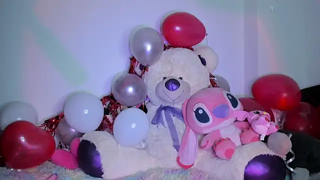 Kylievoos online show from 02-19-26, 01:24