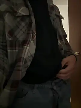 latinocalientehot online show from 04-10-26, 06:26