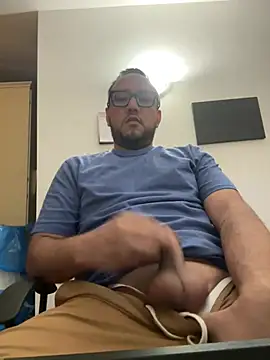 latinocalientehot online show from 06-07-26, 07:52
