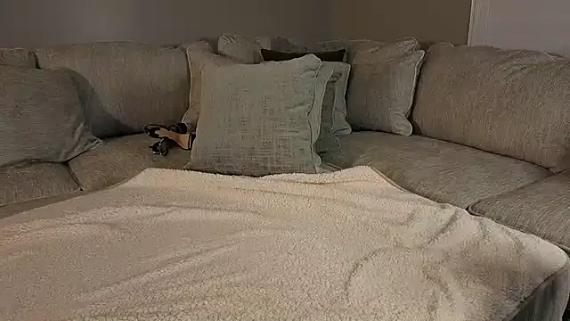 Snapshot of Hot_Wife_Amber chatting on 02-03-26, 06:11 Hot Wife Amber online show from 02-03-26, 06:11