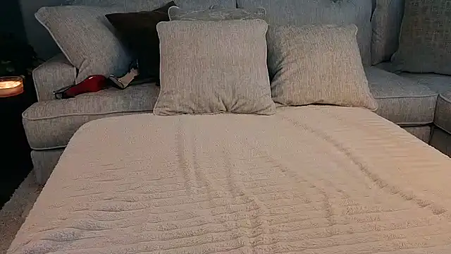 Snapshot of Hot_Wife_Amber chatting on 02-05-26, 07:53 Hot Wife Amber online show from 02-05-26, 07:53