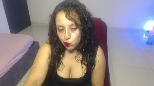 Snapshot of Barbara_D_Valencia chatting on 05-21-26, 04:04 Barbara D Valencia online show from 05-21-26, 04:04