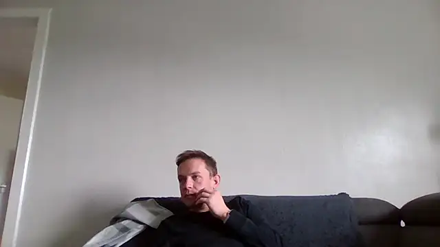 verscub6969 online show from 04-12-26, 07:22