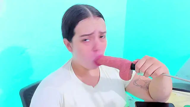 Emely pregnantt online show from 02-03-26, 10:37