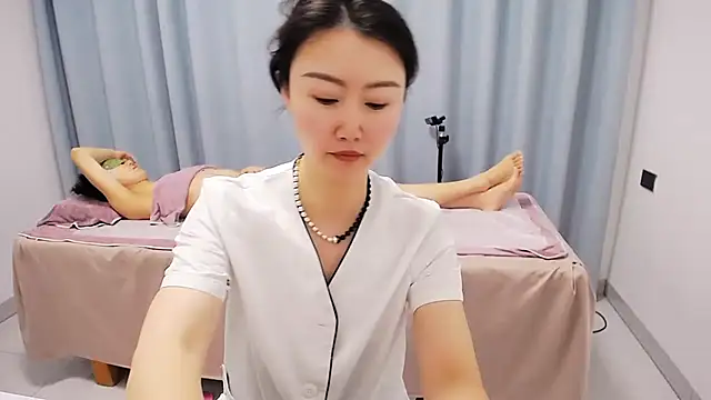 Snapshot of anne2026 chatting on 07-03-26, 02:18 anne2026 online show from 07-03-26, 02:18