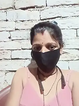 Snapshot of Divya-11431 chatting on 07-30-26, 09:30 Divya-11431 online show from 07-30-26, 09:30