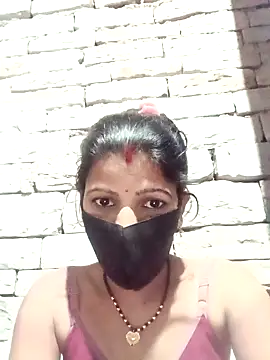 Snapshot of Divya-11431 chatting on 03-07-26, 04:12 Divya-11431 online show from 03-07-26, 04:12