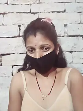 Snapshot of Divya-11431 chatting on 06-26-26, 10:10 Divya-11431 online show from 06-26-26, 10:10