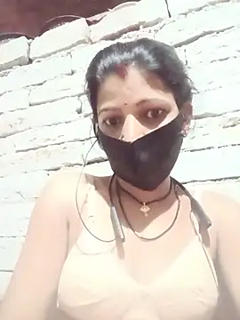 Snapshot of Divya-11431 chatting on 07-17-26, 08:28 Divya-11431 online show from 07-17-26, 08:28