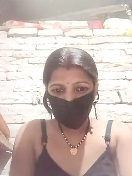 Snapshot of Divya-11431 chatting on 03-13-26, 03:50 Divya-11431 online show from 03-13-26, 03:50