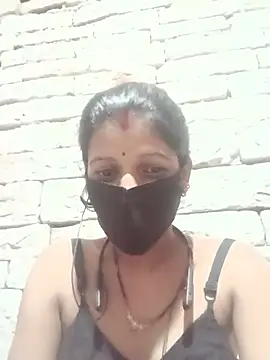 Snapshot of Divya-11431 chatting on 07-13-26, 06:56 Divya-11431 online show from 07-13-26, 06:56