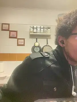 Snapshot of ELPikaPreta chatting on 02-03-26, 03:48 ELPikaPreta online show from 02-03-26, 03:48