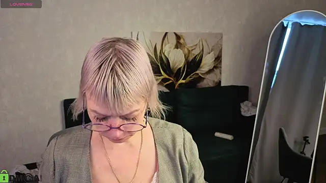 Ann Annise online show from 02-25-26, 09:09