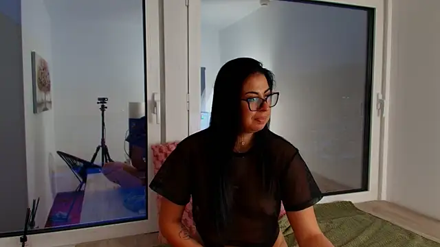 Snapshot of MissyScarlet chatting on 02-27-26, 04:45 MissyScarlet online show from 02-27-26, 04:45