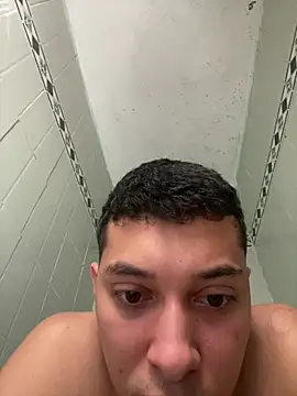 AlexP1090 online show from 07-28-26, 04:05