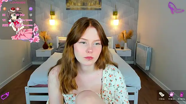 Julia Anis online show from 03-12-26, 01:11