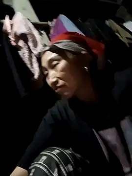 Ami-su online show from 02-14-26, 03:56