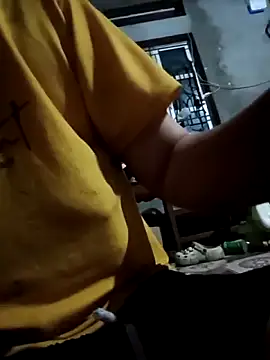 Ami-su online show from 04-13-26, 01:48