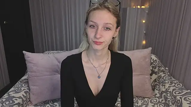 Akiro Kim7 online show from 02-11-26, 01:49