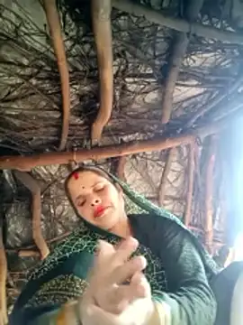 Snapshot of Lucky_couple-1 chatting on 02-10-26, 05:06 Lucky couple-1 online show from 02-10-26, 05:06