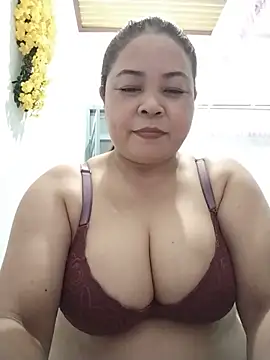 Snapshot of Baby-bigtits2026 chatting on 05-20-26, 10:23 Baby-bigtits2026 online show from 05-20-26, 10:23