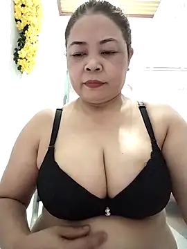 Baby-bigtits2026 online show from 04-29-26, 04:05