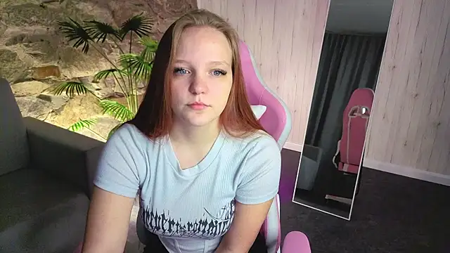 Snapshot of Candy_Lir chatting on 02-06-26, 08:32 Candy Lir online show from 02-06-26, 08:32