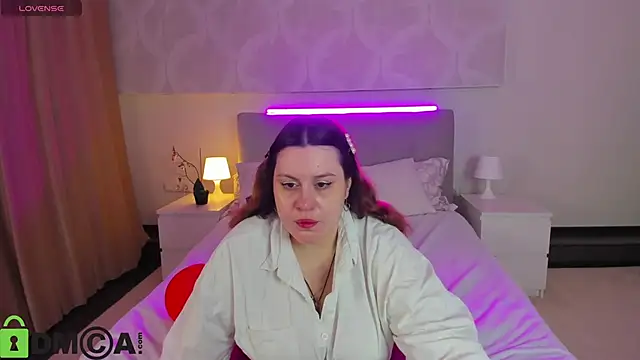 Valery Grand online show from 02-15-26, 01:06