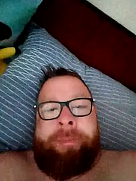 Snapshot of Schaschi_90 chatting on 05-30-26, 04:19 Schaschi 90 online show from 05-30-26, 04:19
