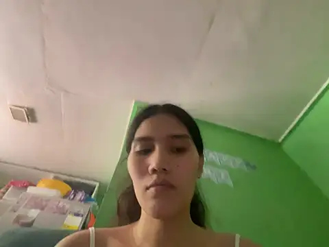 Snapshot of Sweetiebabe25 chatting on 04-26-26, 05:49 Sweetiebabe25 online show from 04-26-26, 05:49