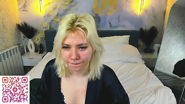 Snapshot of Kate_Krose chatting on 04-24-26, 01:07 Kate Krose online show from 04-24-26, 01:07