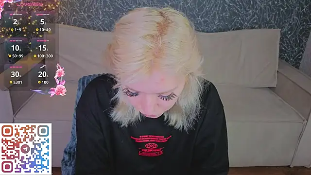 Snapshot of Kate_Krose chatting on 06-11-26, 12:54 Kate Krose online show from 06-11-26, 12:54