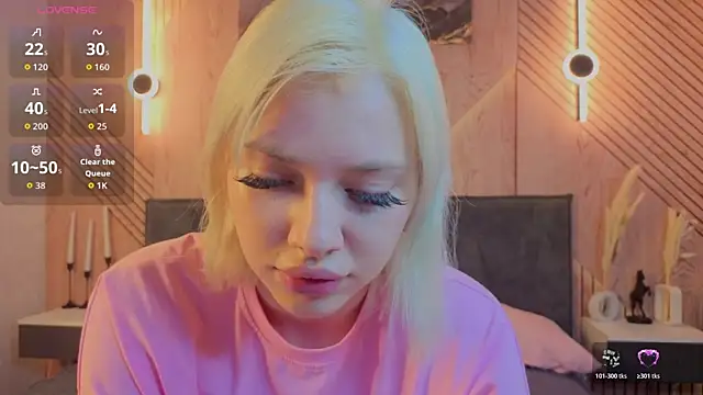 Snapshot of Kate_Krose chatting on 07-26-26, 01:01 Kate Krose online show from 07-26-26, 01:01