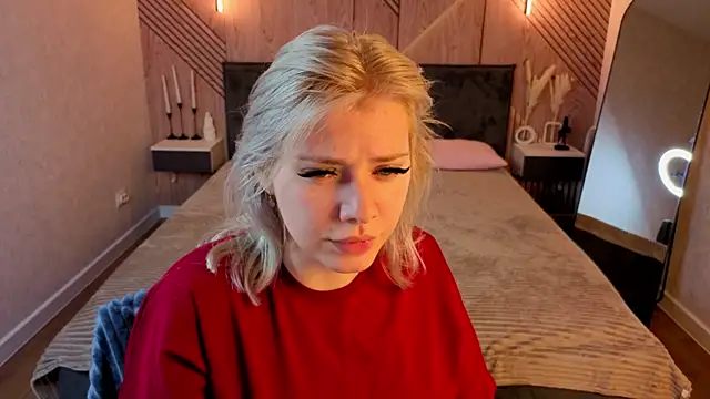 Snapshot of Kate_Krose chatting on 05-02-26, 01:00 Kate Krose online show from 05-02-26, 01:00