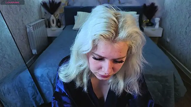 Snapshot of Kate_Krose chatting on 03-03-26, 01:12 Kate Krose online show from 03-03-26, 01:12