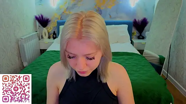 Snapshot of Kate_Krose chatting on 04-26-26, 01:14 Kate Krose online show from 04-26-26, 01:14