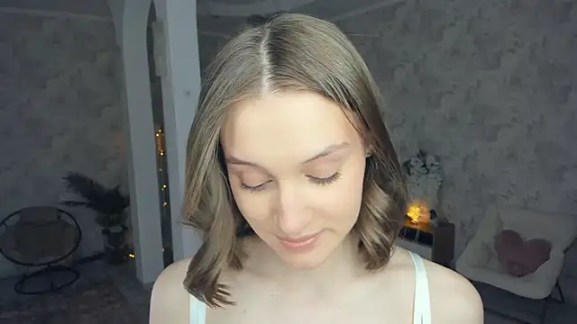 LianneBynon online show from 04-19-26, 08:59