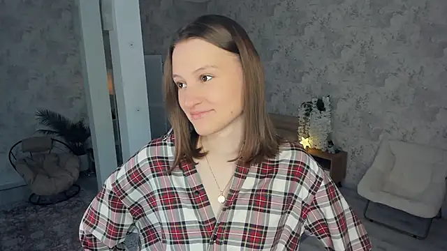 LianneBynon online show from 02-21-26, 08:27