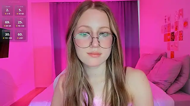 Vega Taylor online show from 03-23-26, 04:12