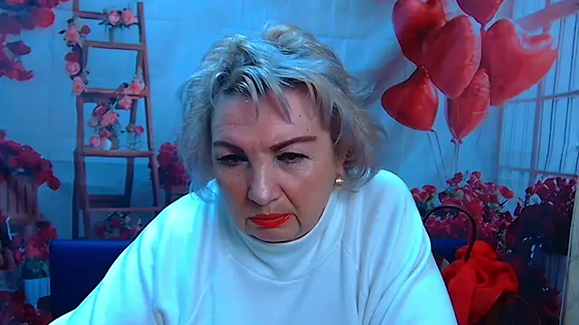 Snapshot of RenataDaster chatting on 04-21-26, 05:14 RenataDaster online show from 04-21-26, 05:14
