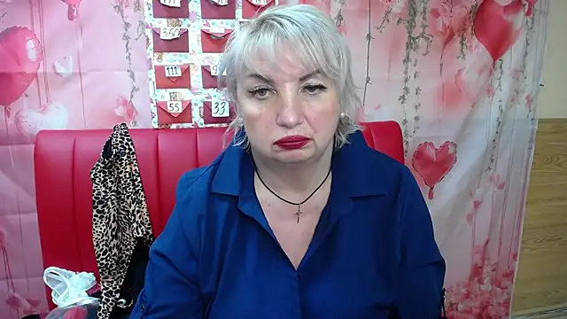 Snapshot of RenataDaster chatting on 05-27-26, 02:19 RenataDaster online show from 05-27-26, 02:19